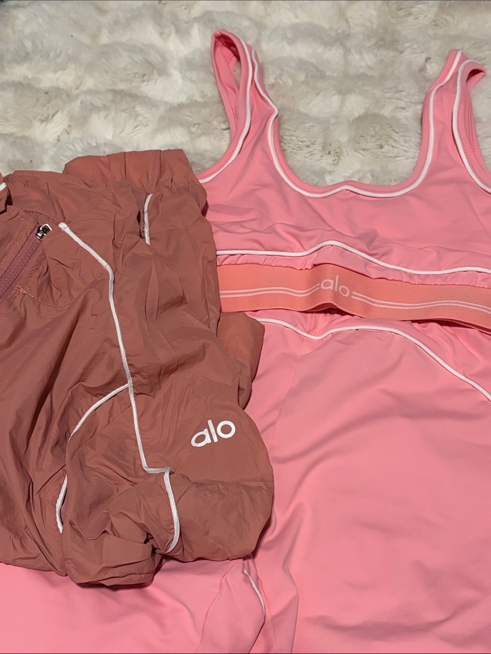 ALO Yoga Pink Sports Bra and Leggings Set with White Trim (3 piece set w/jacket) - Picture 5 of 7